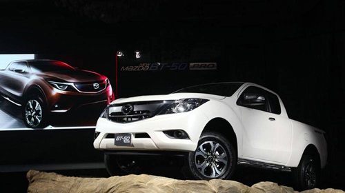 Mazda BT50 pro 2015 16 phien ban