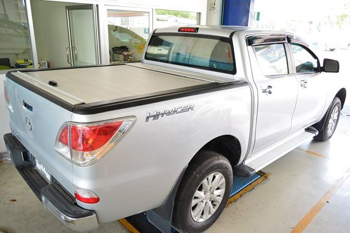 Roller lid cover toyota hilux 2014
