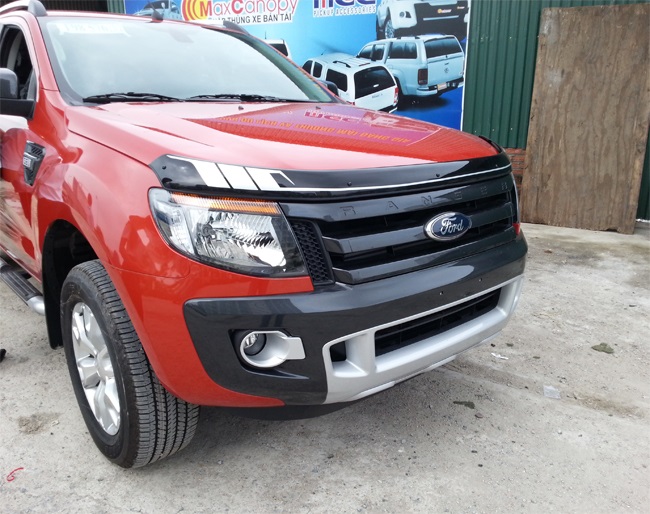 canh luot gio nap capo ford ranger