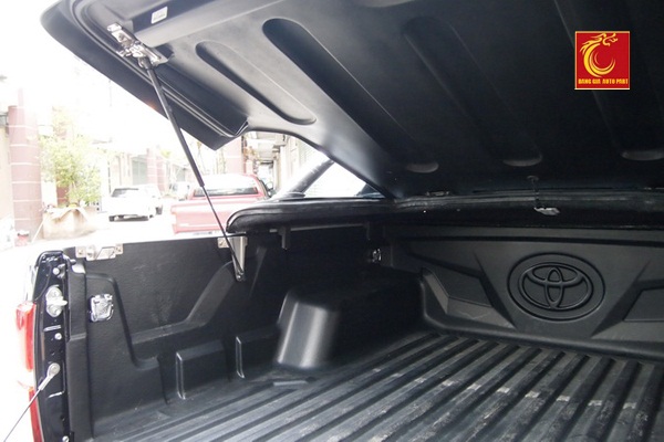 lid cover toyota hilux 2013