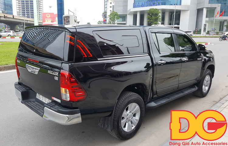 nap thung theo Toyota Hilux tl1